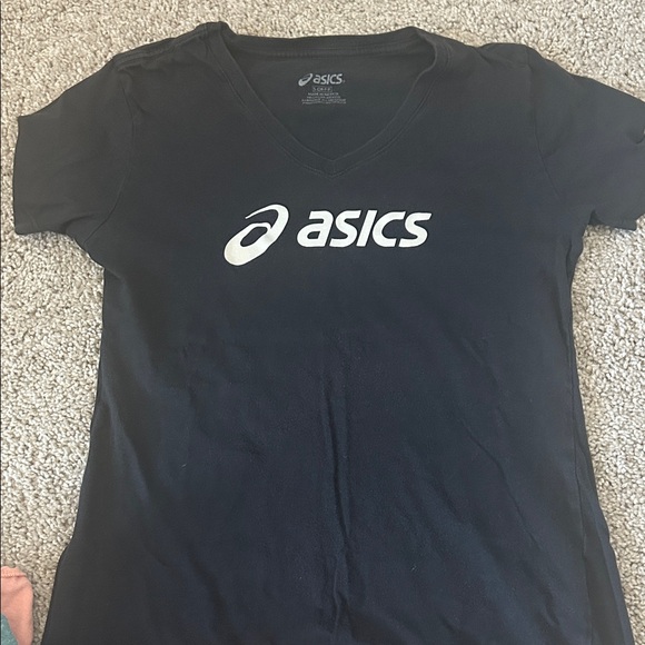 ASICS Women's Black Short Sleeve Tee - Picture 1 of 1